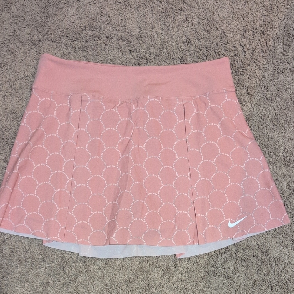 Nike Light Pink Patterned Skort